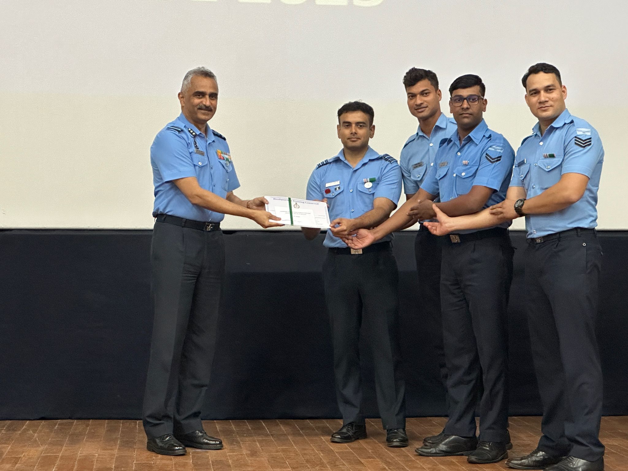 Quiz conduction in India Bengaluru event