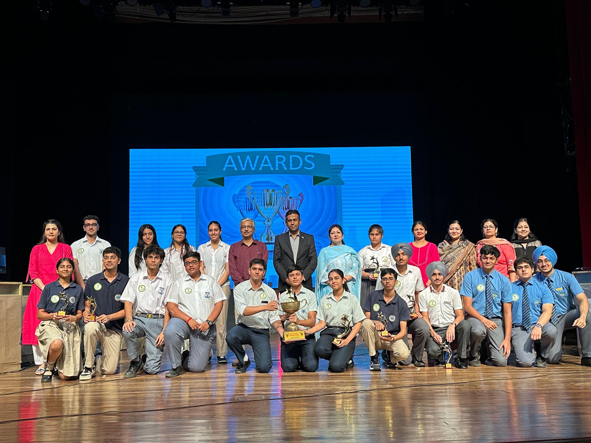 Quizmasters in India-Hosting-School-Quiz-Vivek-High-School-Chandigarh