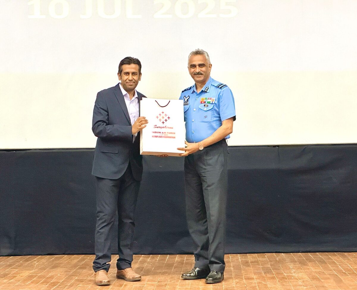 Quizmasters in India Indian Air Force quiz event